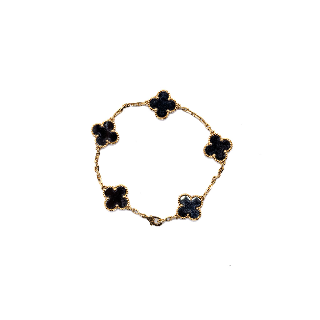 Van cleef black hot sale onyx bracelet