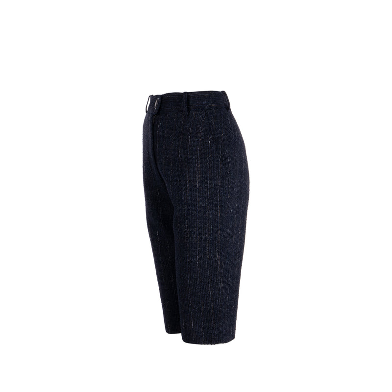 Chanel size 36 Knee-length shorts tweed black
