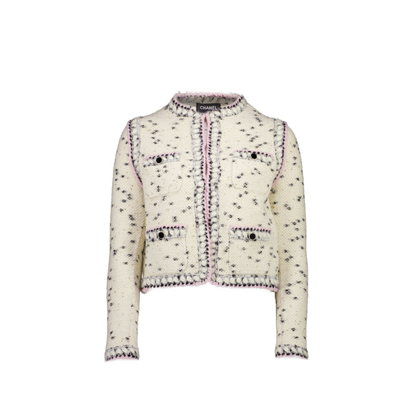 Chanel size 34 21A 4 pocket cashmere jacket Ecru/Black/Gold/Pink