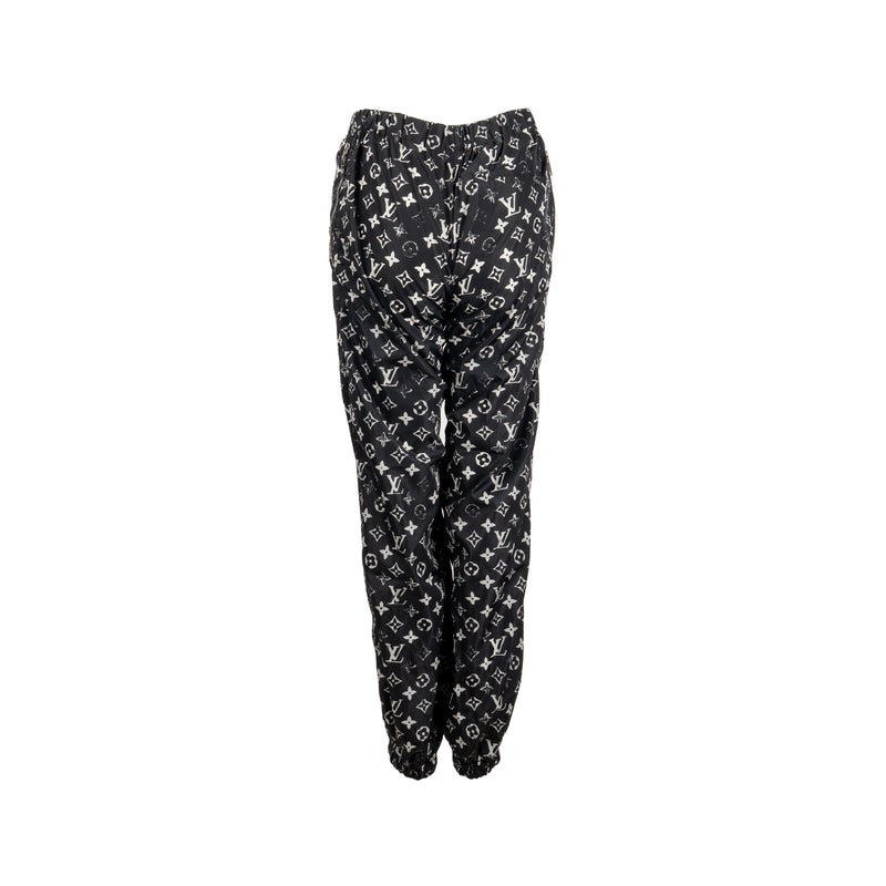 Louis Vuitton size 34 stencil-effect Monogram jogging pants Black/White Polyamide