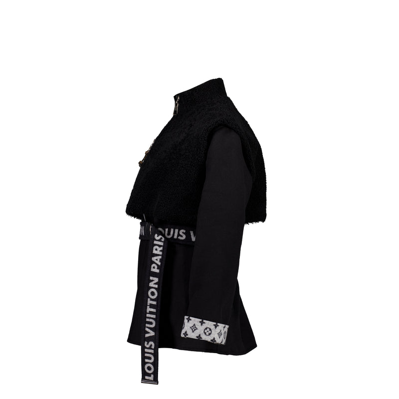 Louis Vuitton Size 36 Wrap Coat Shearling/Wool Black