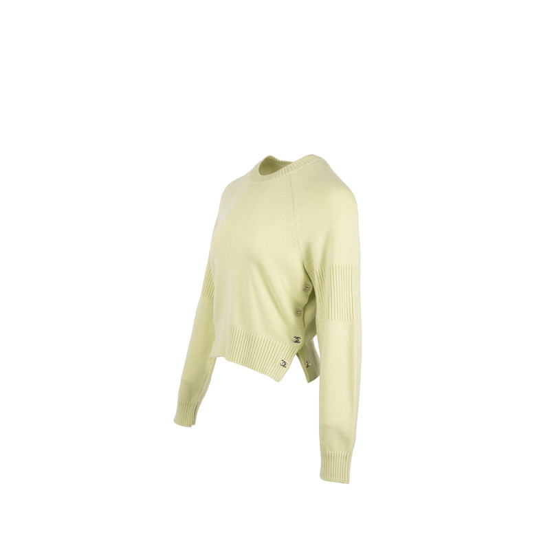 Chanel 24b Size 38 Turnlock Pull Over Cashmere Light Green SHW