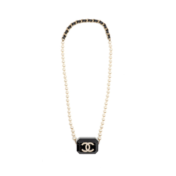 Chanel AirPods Case with Pearl Chain Black LGHW