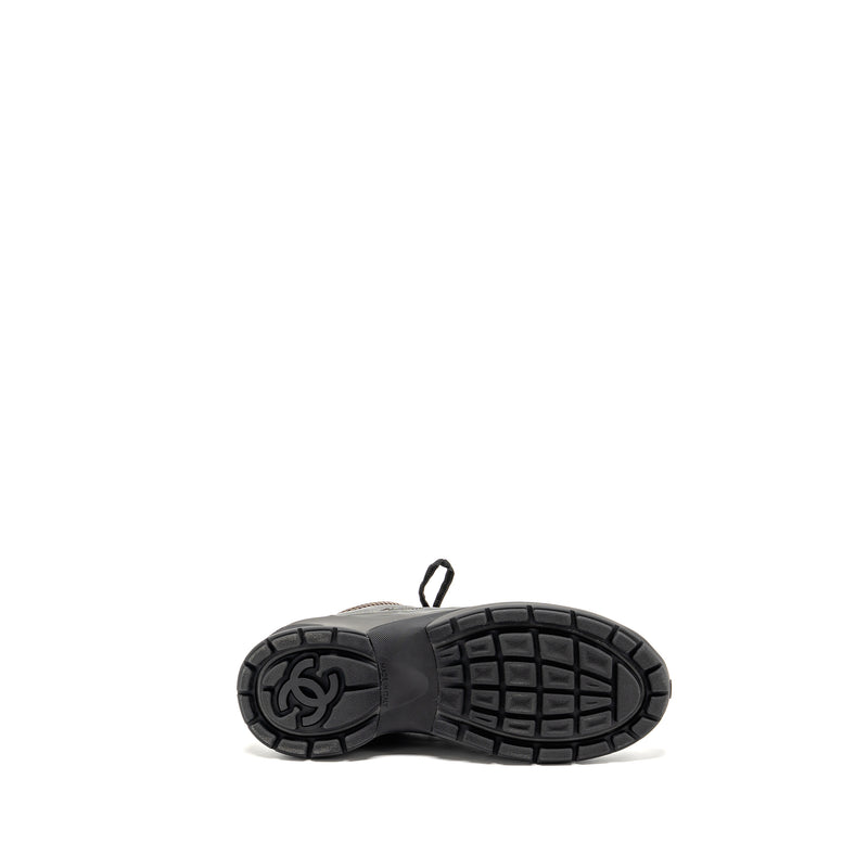CHANEL SIZE 39 CC LOGO SNEAKERS FABRIC/LAMINATED KHAKI/SILVER/DARK PURPLE
