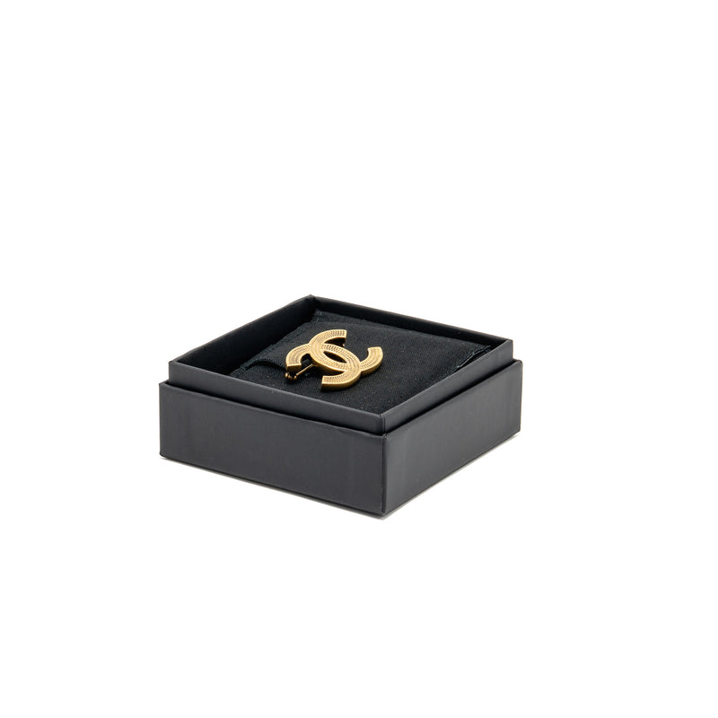 Chanel CC Brooch Gold Tone