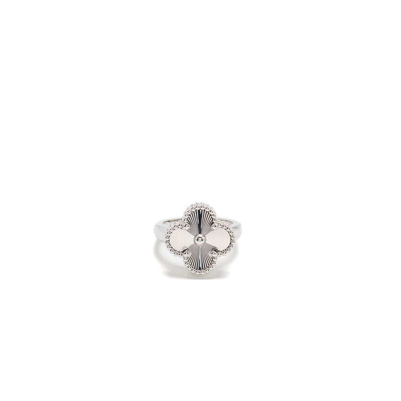 Van Cleef & Arpels Size 47 Vintage Alhambra Ring Guilloche White Gold