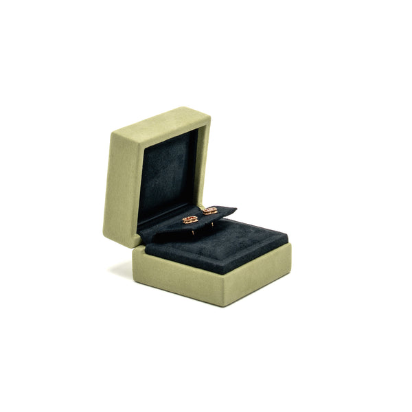 Van Cleef & Arpels Sweet Alhambra Earstuds Rose Gold, Carnelian