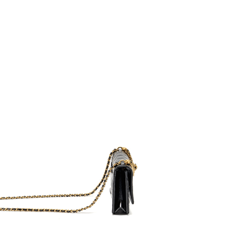Chanel 24A Detailed Chain Wallet on Chain Shiny Calfskin Black GHW (Microchip）