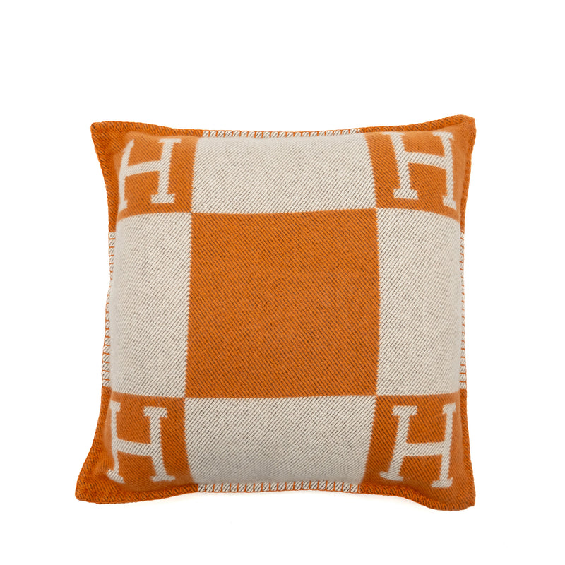 Hermes Avalon Pillow Small Model Merinos Wool/Cashmere Ecru/Potiron