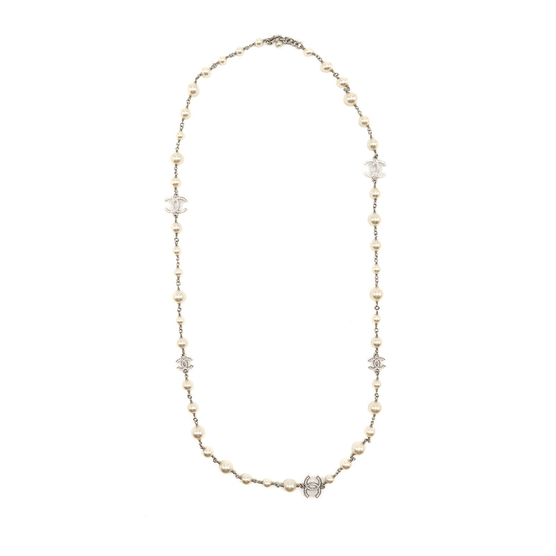 Chanel CC and pearl long necklace silver tone