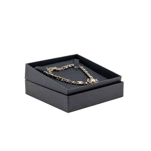 Chanel Flower Choker/Necklace Pearl/Crystal/Leather Gold Tone
