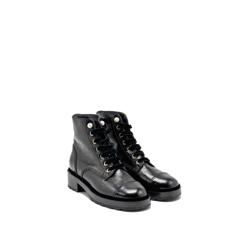 Chanel size 39 lace up boots shiny calfskin black