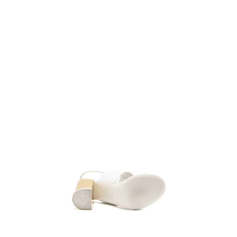 Chanel Size 37 23P CC Logo Sandals Patent Goatskin White GHW