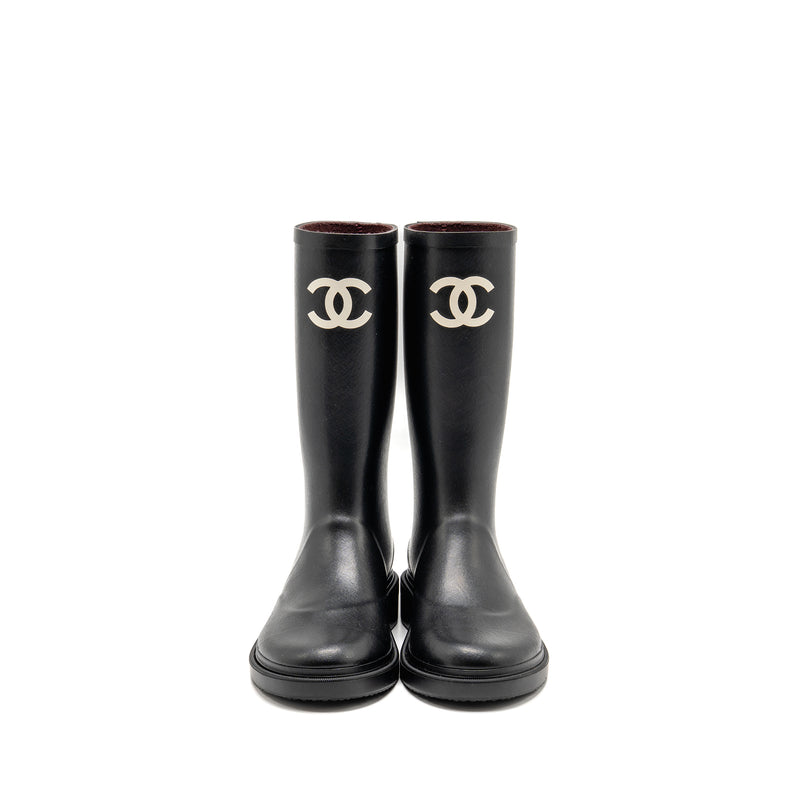 Chanel Size 39 25B High Boots Caoutchouc Black