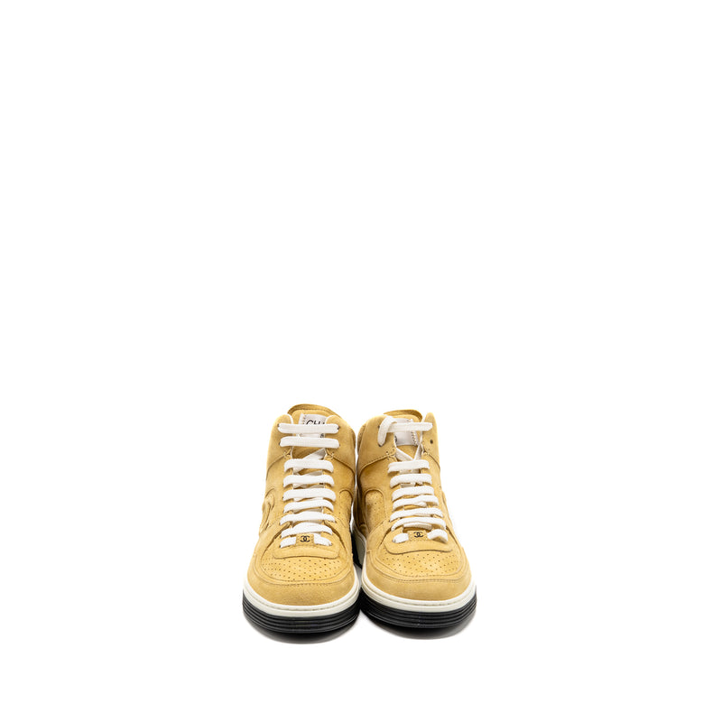 Chanel Size 38 23A CC Logo High-Top Sneakers Suede Kidskin Dark Beige