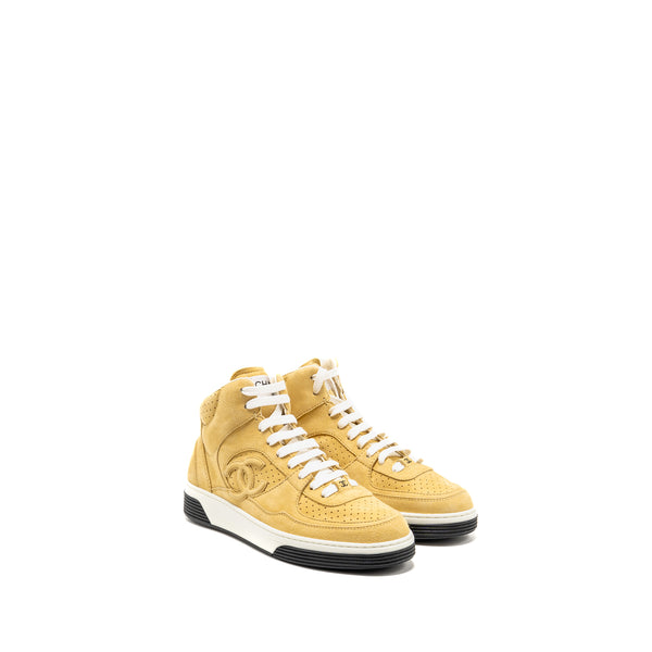 Chanel Size 38 23A CC Logo High-Top Sneakers Suede Kidskin Dark Beige