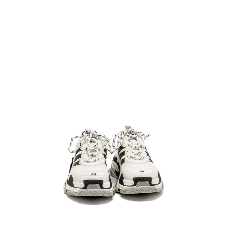 Balenciaga x Adidas Size 39 Triple S Sneaker Limited Edition Leather/Mesh Black/White