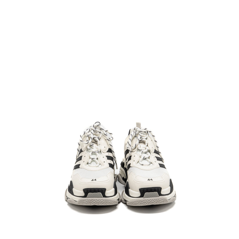Balenciaga x Adidas Size 44 Triple S Sneaker Limited Edition  Leather/Mesh Black/White