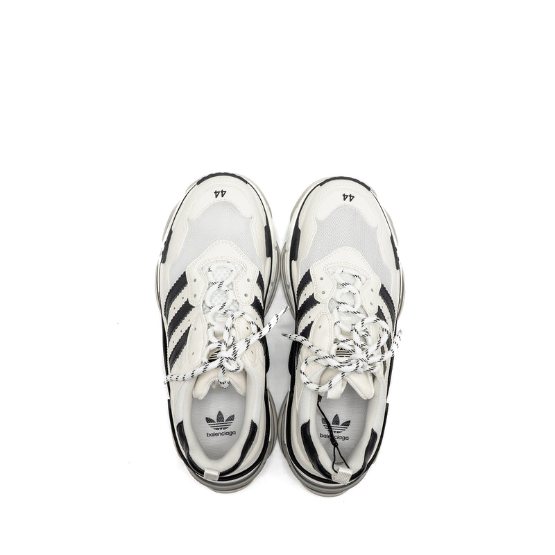 Balenciaga x Adidas Size 44 Triple S Sneaker Limited Edition  Leather/Mesh Black/White