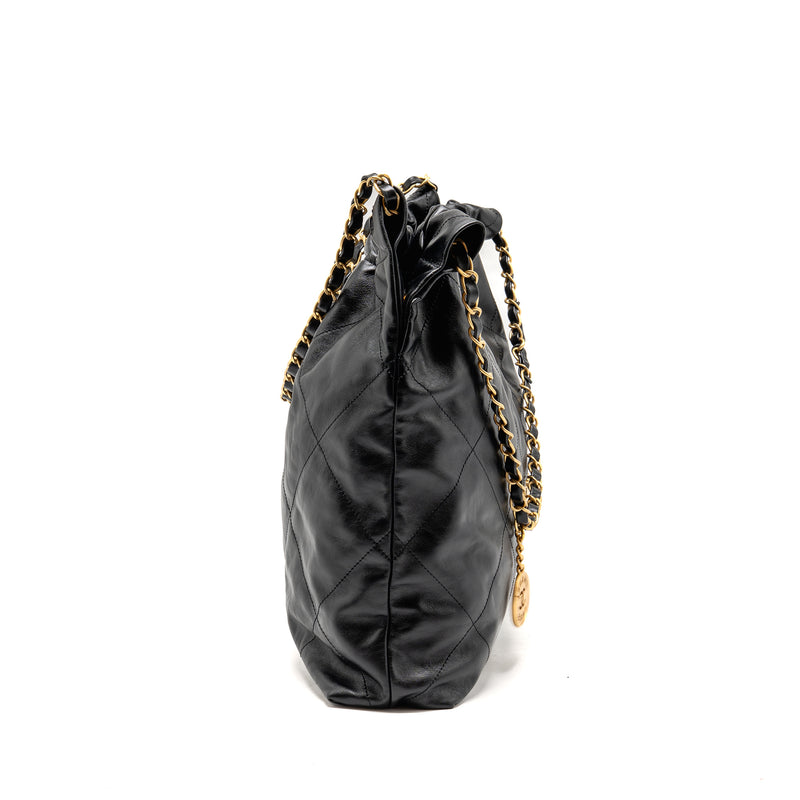 Chanel Medium 22 bag Calfskin black GHW (microchip)