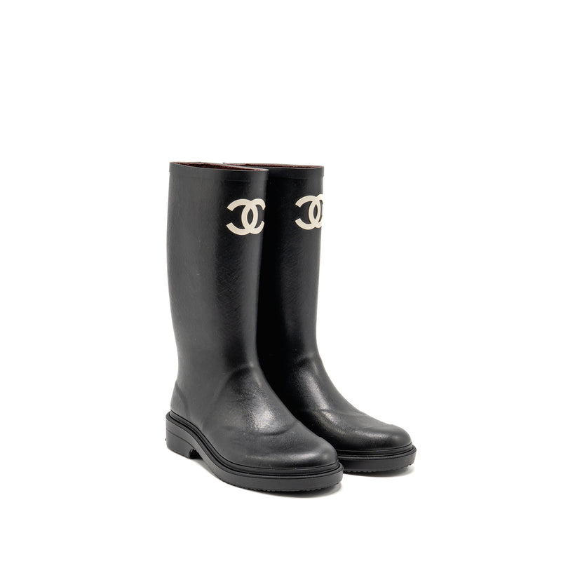 Chanel Size 38 25B High Boots Caoutchouc Black