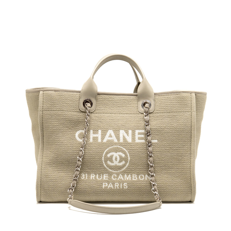 Chanel Deauville tote bag fabric / leather light grey SHW (microchip)