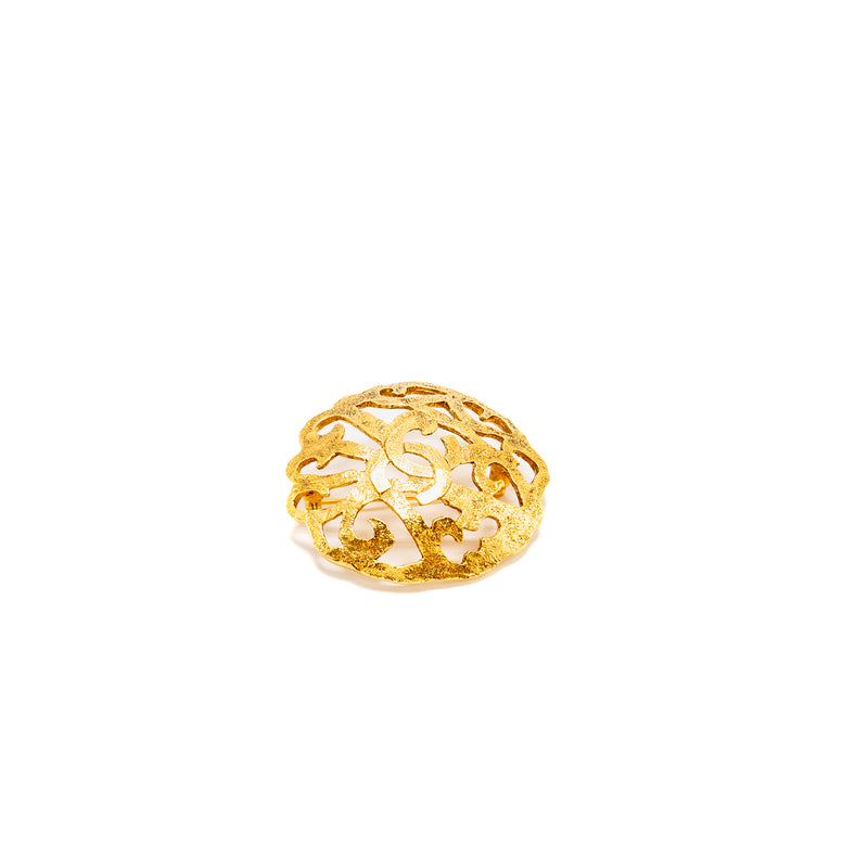 Chanel Vintage Filigree Camellia Brooch with Flower CC Logo Ear clips Gold Plated GHW (sell in a set)
