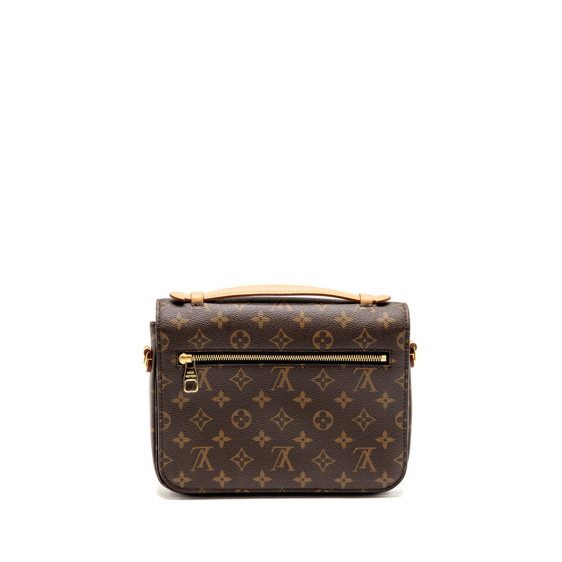 Louis Vuitton Pochette Metis monogram Canvas GHW