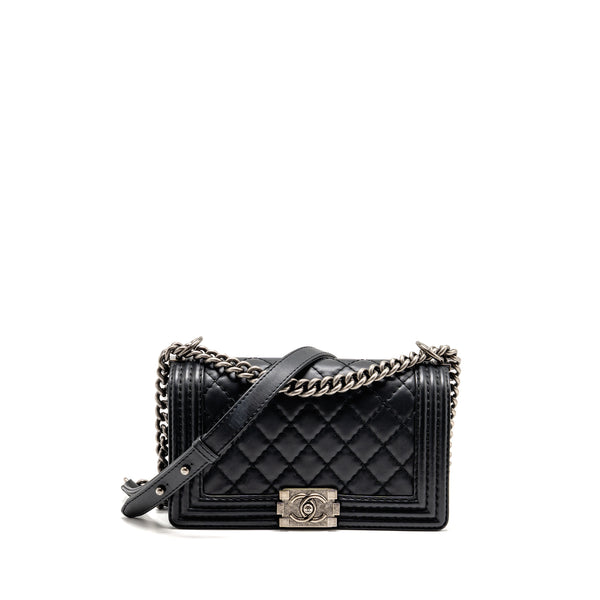 Chanel Medium Boy Bag Calfskin Black Ruthenium SHW