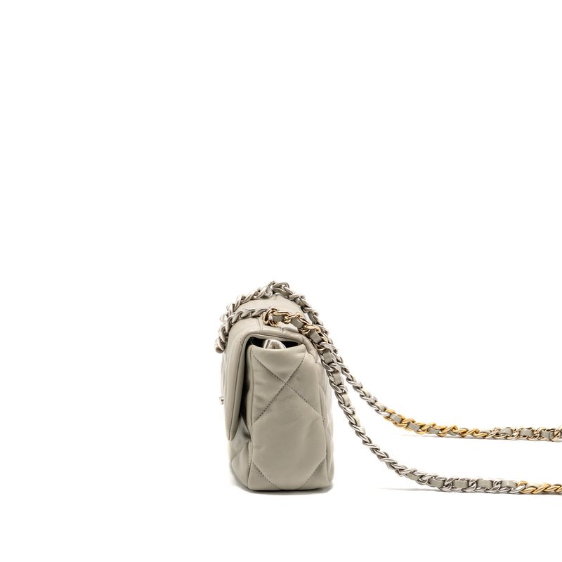 Chanel Small 19 Bag Lambskin Light Grey Multicoloured Hardware (microchip)