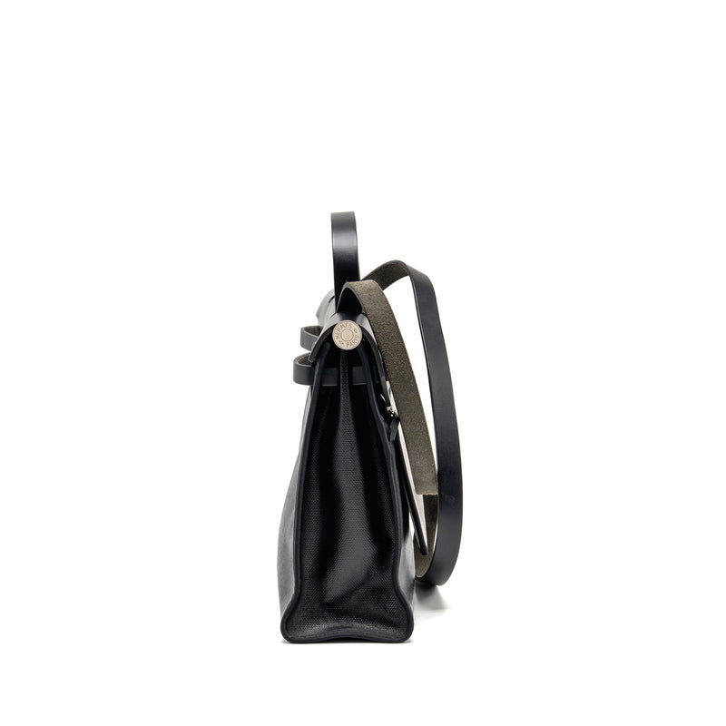 Hermes Herbag 31 Zip Bag Berline Canvas/Hunter Leather Black/ECRU-Black SHW Stamp D