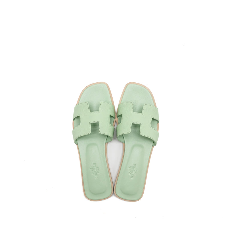 Hermes size 37 oran sandals calfskin vert jade