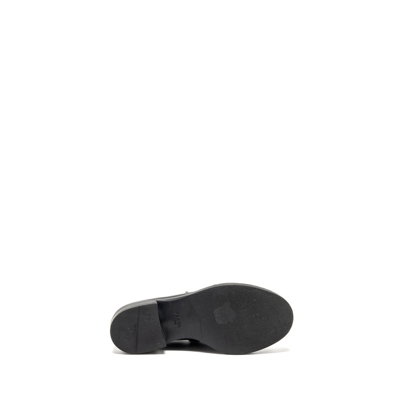 Prada Size 38 Loafers patent black SHW