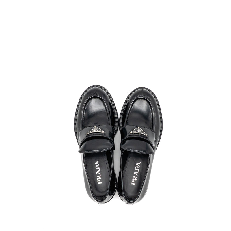 Prada Size 38 Loafers patent black SHW