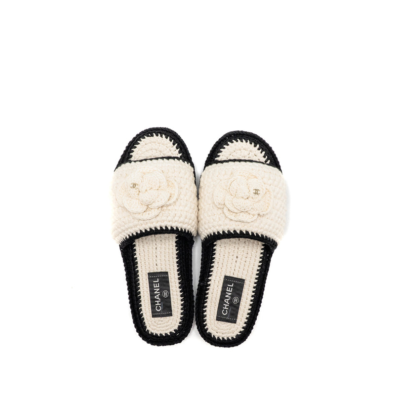 Chanel Size 39 23C Camellia Crochet Mules Sandals Ivory / Black