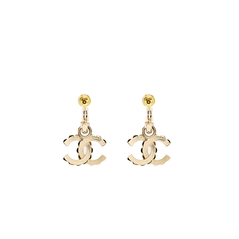 Chanel CC drop earrings black / white/ light gold tone