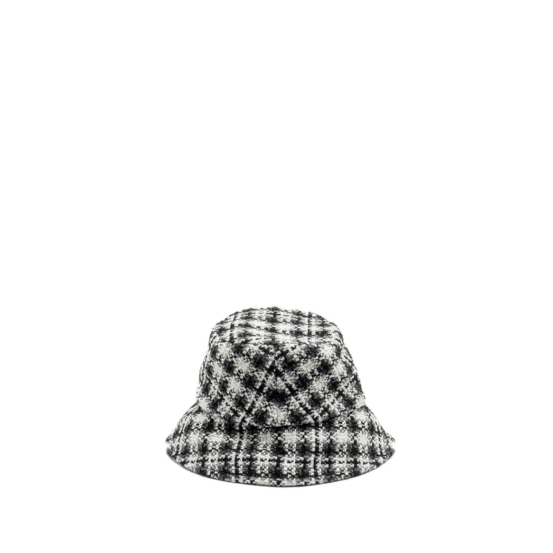 Chanel Size M Bucket Hat Tweed Multicoloured SHW