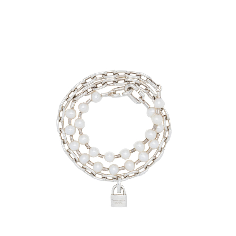 Tiffany Hardware Size Medium 7-8mm Pearl Lock Bracelet in Silver