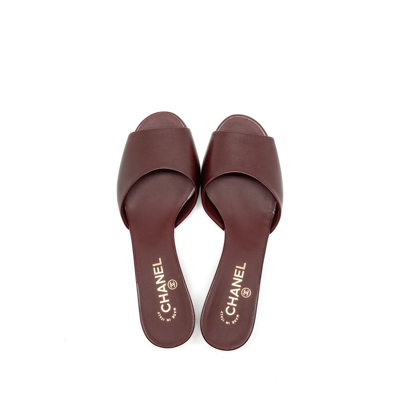 Chanel Size 39 Mule/Sandals with Pearl heels Lambskin Burgundy