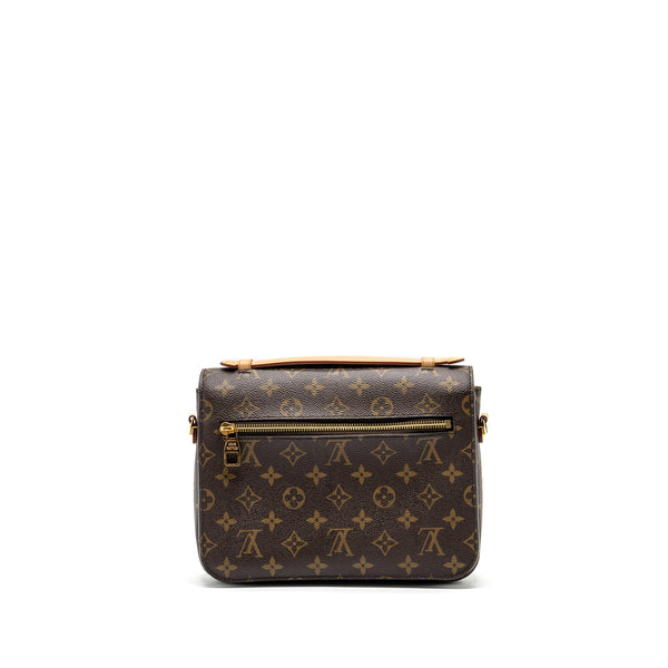 Louis Vuitton  Pochette Métis Monogram  Canvas GHW