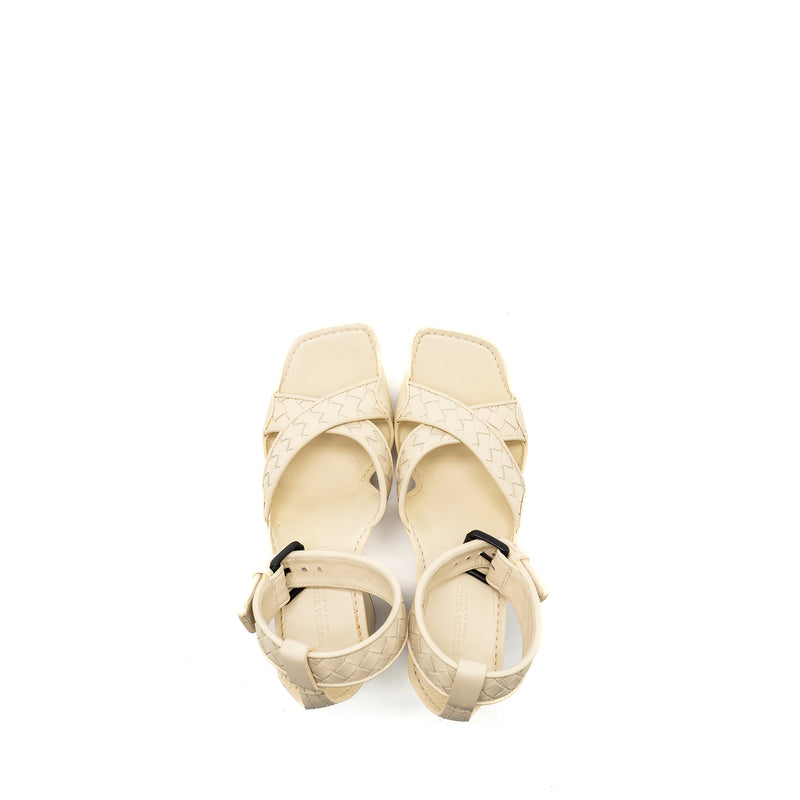 Bottega Veneta Size 37 Intrecciato Ankle Strap Platform Sandals Calfskin Cream
