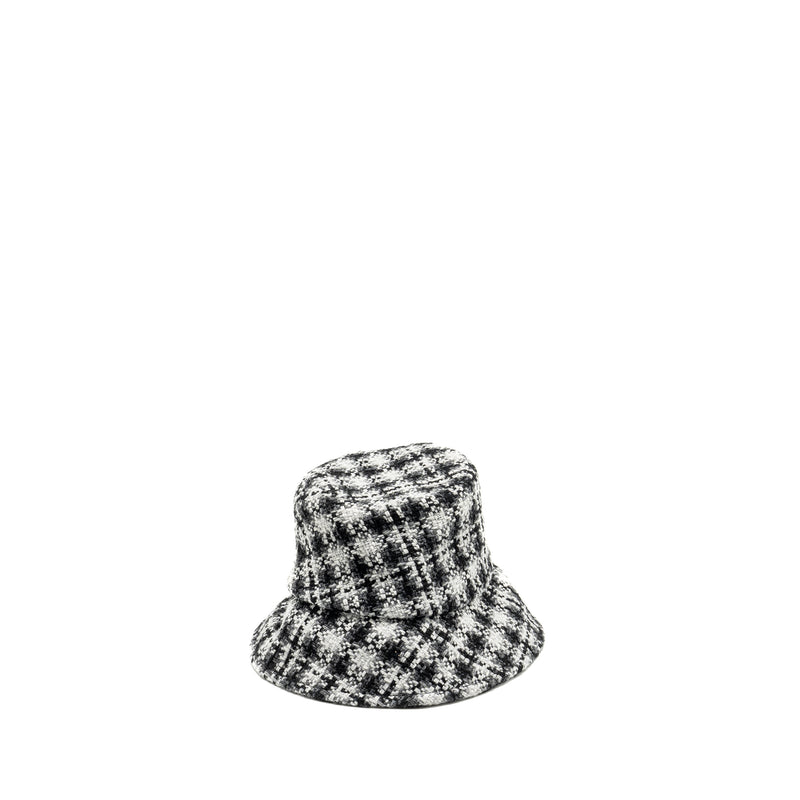 Chanel Size M Bucket Hat Tweed Multicoloured SHW