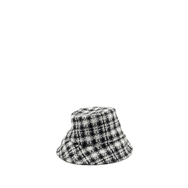 Chanel Size M Bucket Hat Tweed Multicoloured SHW