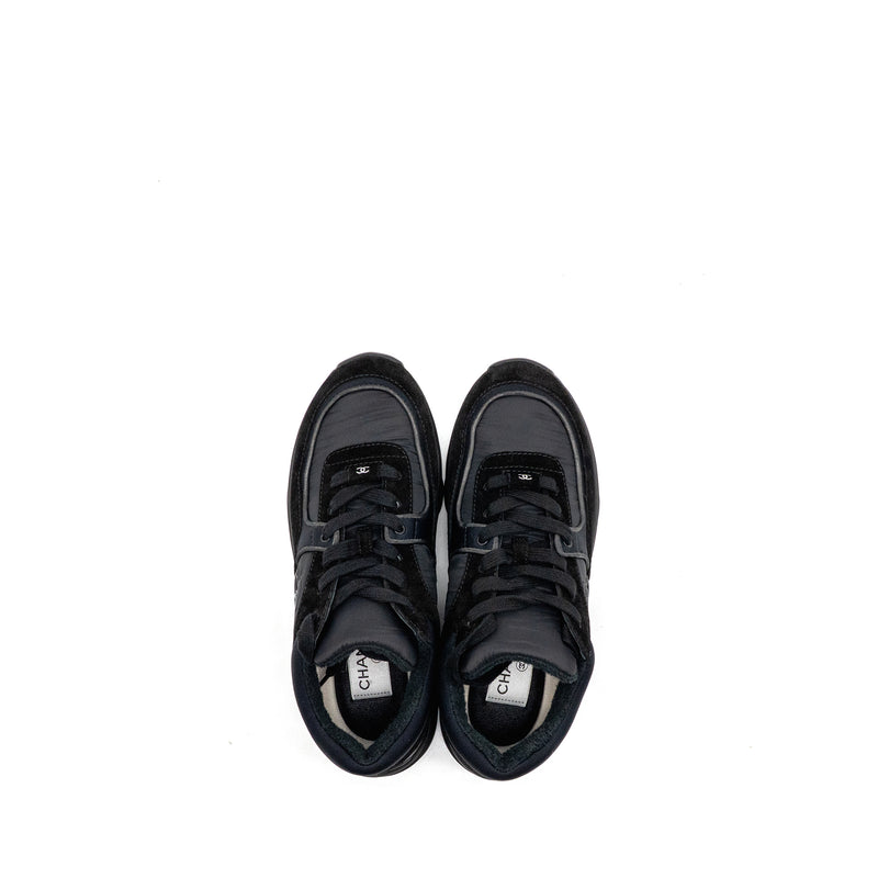 Chanel Size 37 CC Sneakers Suede/Fabric Black