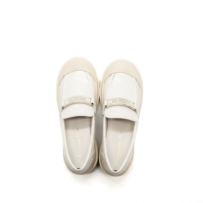 Dior size 38.5 code loafer calfskin white SHW