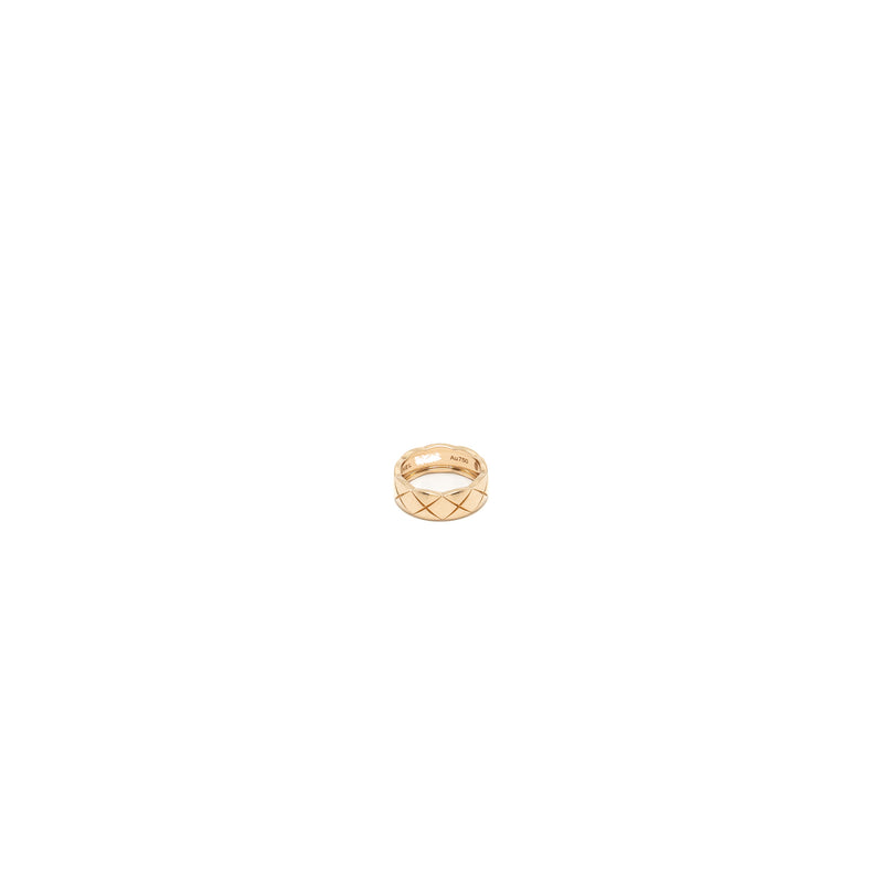 Chanel size 50 coco crush small version 18K Beige Gold