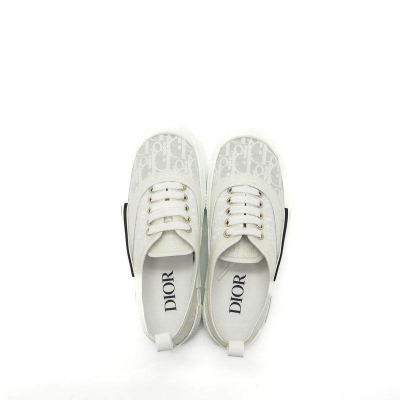 Dior size 40 men’s sneakers white