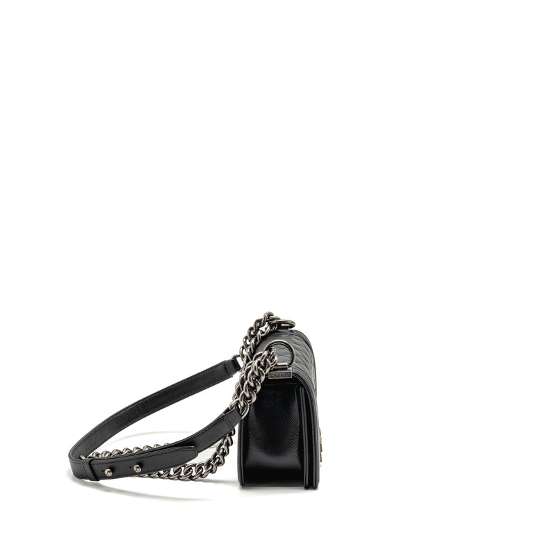 Chanel Small Boy Bag Caviar Black SHW (Microchip)