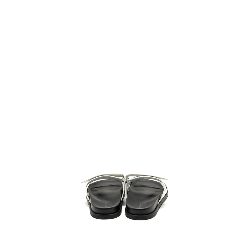 Hermes size 39 chypre sandal calfskin white / black
