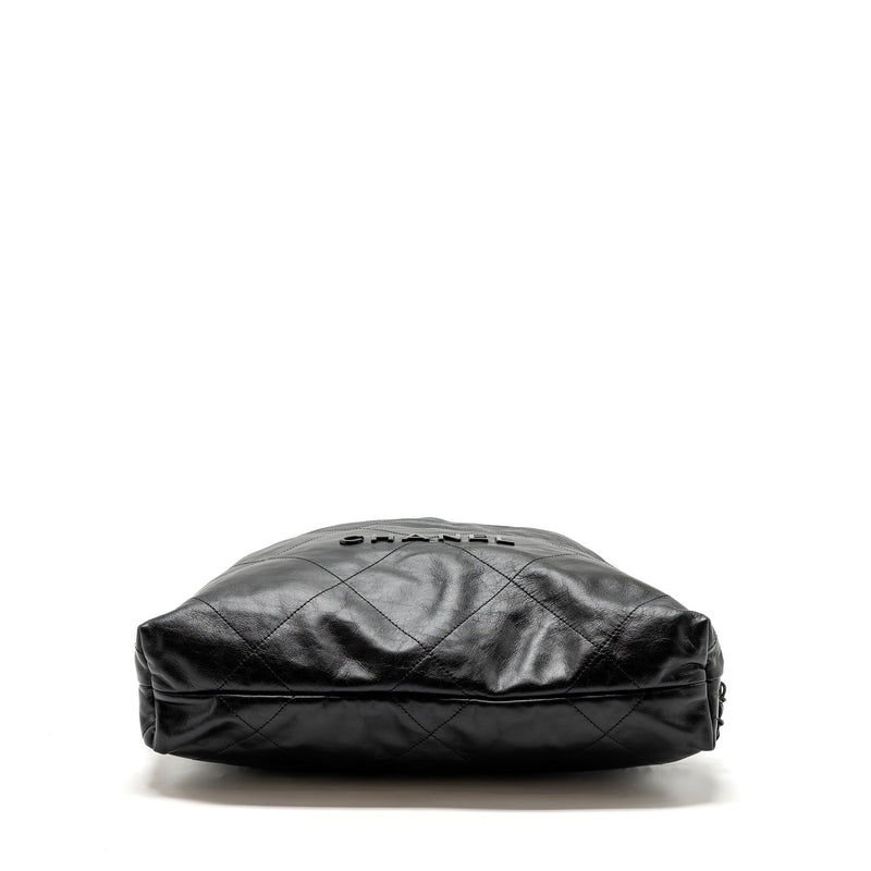 Chanel 22 backpack calfskin so black / black hardware (microchip)